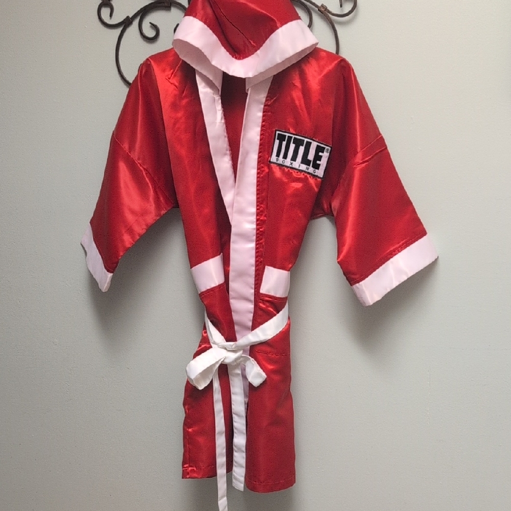 Halloween - Title Boxing Red and White  Robe